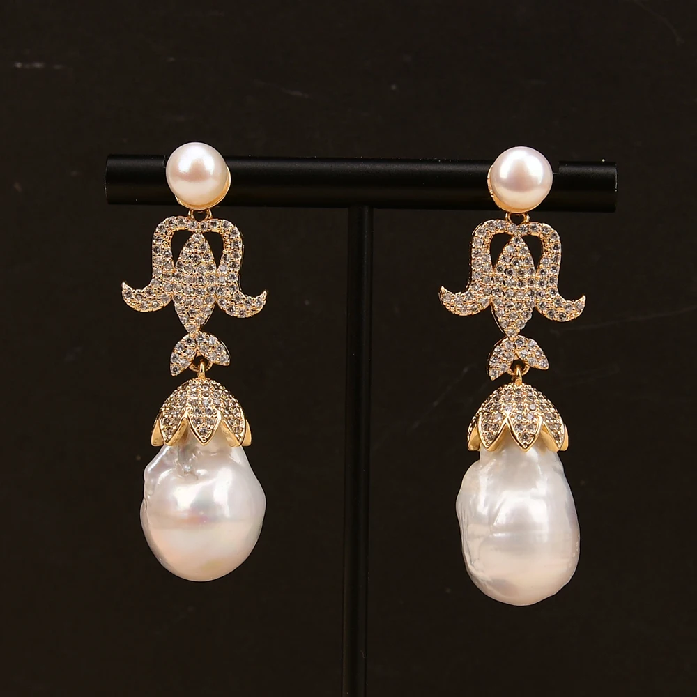 Серьги G-G с культивированным белым жемчугом Кеши в стиле барокко, позолоченные серьги с цирконом и цирконием
Серьги G-G с культивированным белым жемчугом Кеши в стиле барокко, позолоченные серьги с цирконом и цирконием