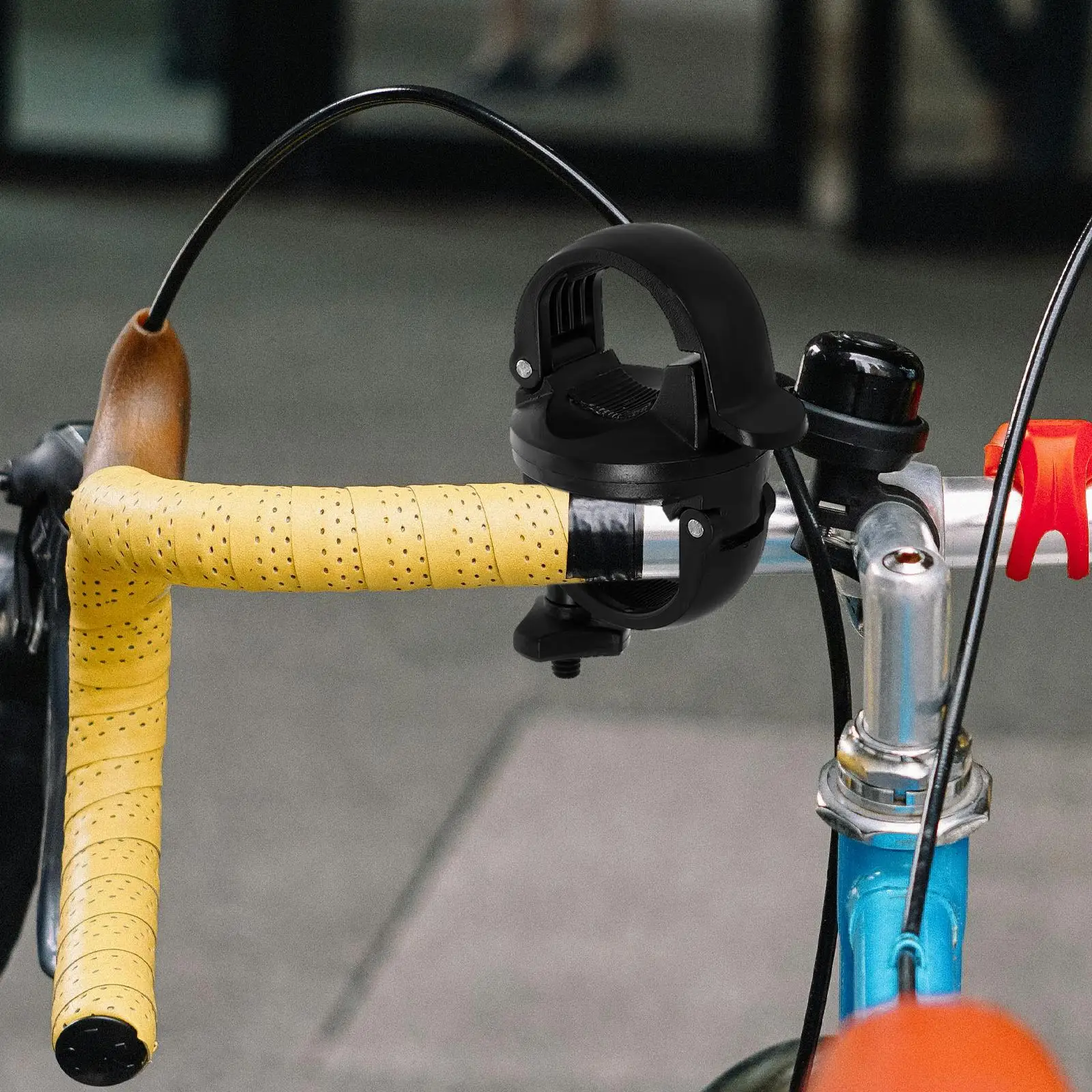 2Pcs Bicycle Light Holder Clip Black Bike Bracket Mount Adjustable Angle Sturdy Material Wide Compatibility Multifunctional
2Pcs Bicycle Light Holder Clip Black Bike Bracket Mount Adjustable Angle Sturdy Material Wide Compatibility Multifunctional