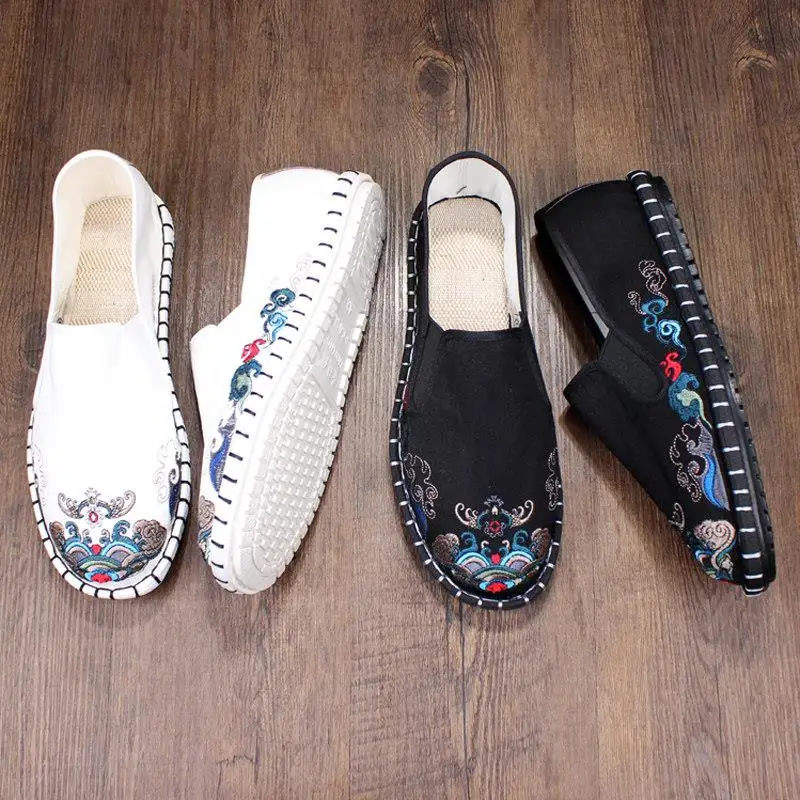 Men's Slip-On Soft-Soled Beijing Cloth Shoes Embroidered Casual Handmade Shoes Breathable Flat Heel round Toe Rubber Outsole
Men's Slip-On Soft-Soled Beijing Cloth Shoes Embroidered Casual Handmade Shoes Breathable Flat Heel round Toe Rubber Outsole