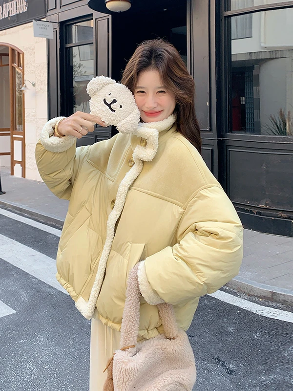 Yellow een Spliced Leather Fur ort down Jaet Women's Faion Design Winter Outerwear Warm Thiened Long Sve Coat
Yellow een Spliced Leather Fur ort down Jaet Women's Faion Design Winter Outerwear Warm Thiened Long Sve Coat