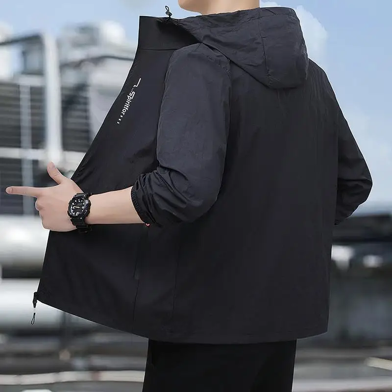 Lightweight Summer Jaet Men's Sun Protection Spor Casual Bicycle Riding Windbreaker Breathable Skin-friendly Coat
Lightweight Summer Jaet Men's Sun Protection Spor Casual Bicycle Riding Windbreaker Breathable Skin-friendly Coat