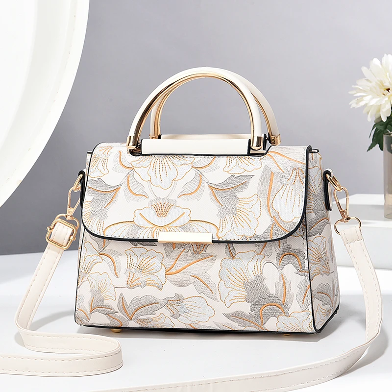 Women’s Fashion Shoulder Bag – Designer Aesthetic with High Quality Material, Luxury Style for Elegant Looks
Women’s Fashion Shoulder Bag – Designer Aesthetic with High Quality Material, Luxury Style for Elegant Looks