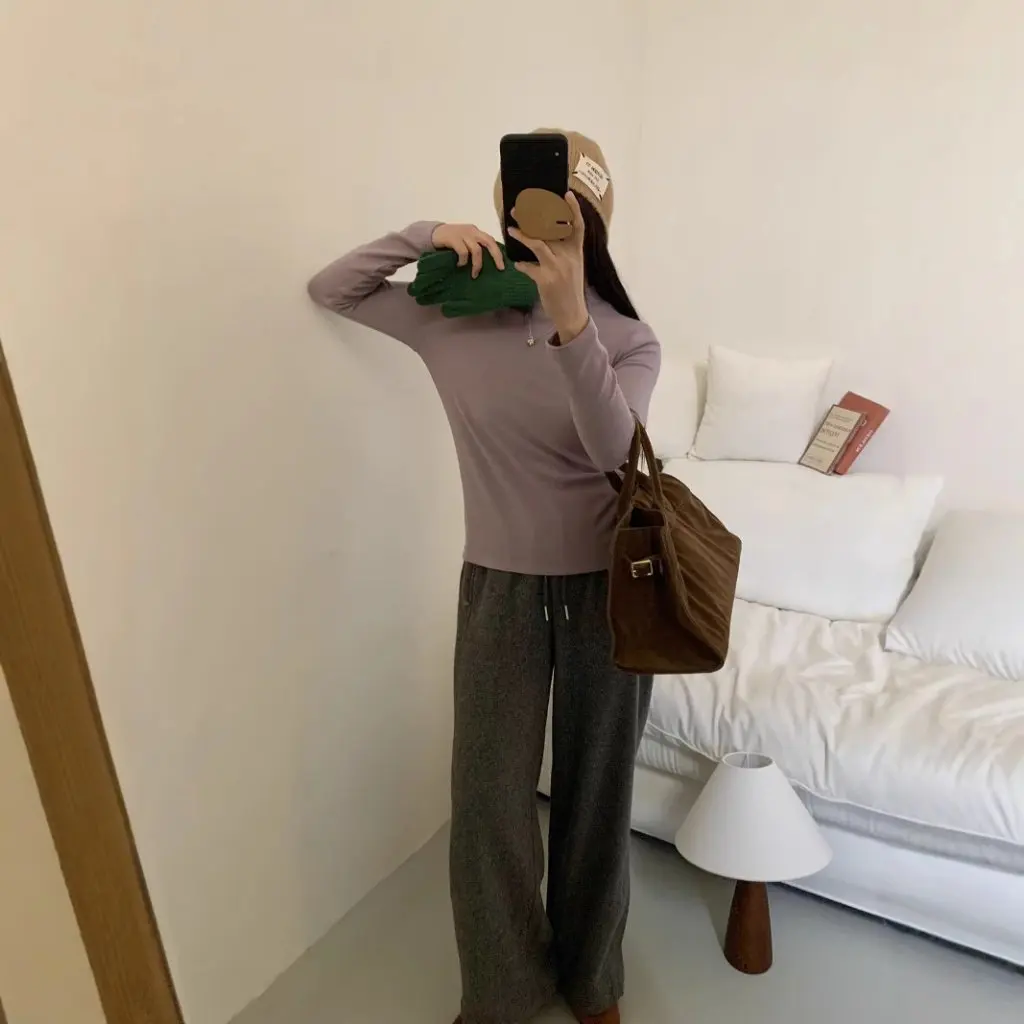B2XH-11264 Women's Protein Cashmere Top Korean Style Semi-High Collar Base Winter T-shirt Solid Color Gentle Wind for Ladies
B2XH-11264 Women's Protein Cashmere Top Korean Style Semi-High Collar Base Winter T-shirt Solid Color Gentle Wind for Ladies