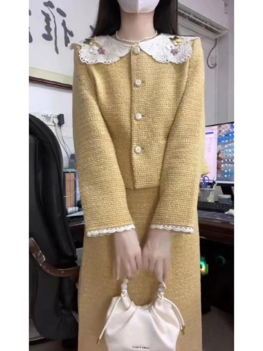 Tweed Jacket Buttons Womens Winter Sherpa Lined Fur-Collar Cinched Cotton-Padded Warm Quilting Zippers Flaps Pockets Full-Length
Tweed Jacket Buttons Womens Winter Sherpa Lined Fur-Collar Cinched Cotton-Padded Warm Quilting Zippers Flaps Pockets Full-Length