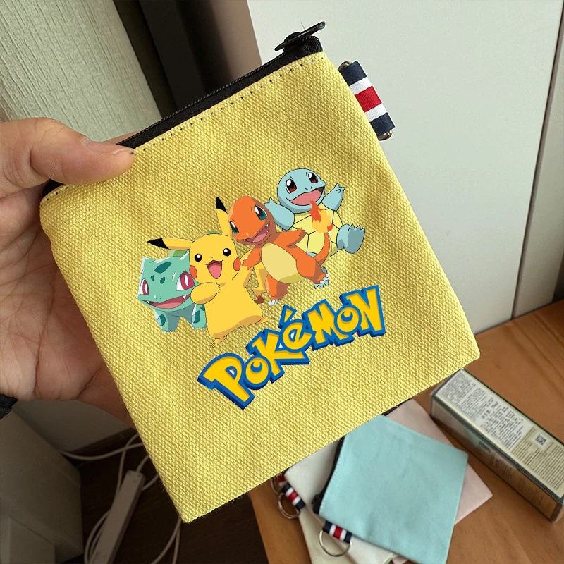 Детский кошелек для монет с изображением Пикачу, мини-кошельки с изображением покемонов, портативный кошелек на молнии для девочек и мальчиков, маленький кошелек, карманный чехол для ключей, подарок
Детский кошелек для монет с изображением Пикачу, мини-кошельки с изображением покемонов, портативный кошелек на молнии для девочек и мальчиков, маленький кошелек, карманный чехол для ключей, подарок