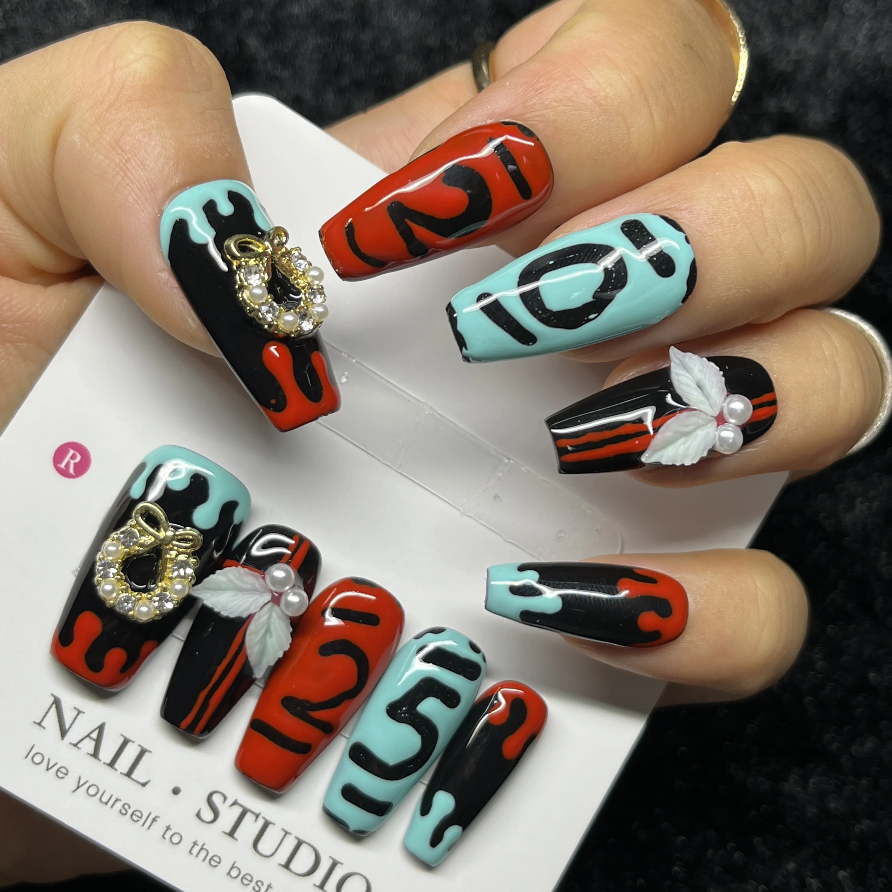 10PCS Gothic Style Number Press on Nails Long Coffin Black Red Mint Green with 3D Charms Alt False Nails Handmade Nail for Women
10PCS Gothic Style Number Press on Nails Long Coffin Black Red Mint Green with 3D Charms Alt False Nails Handmade Nail for Women