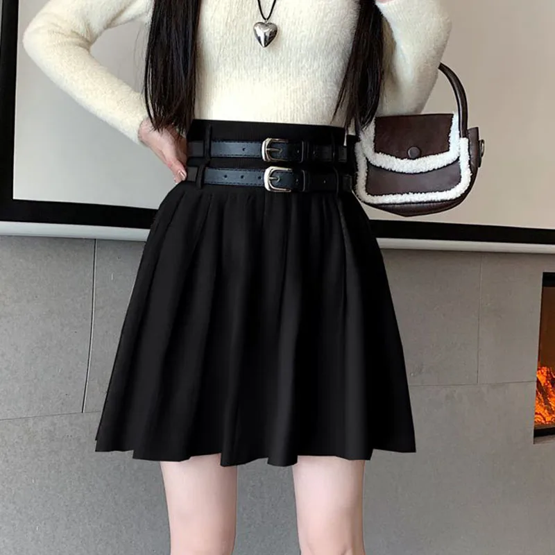Korean High Waisted Pleated Skirts Ladies All-Match College Style A-Line Knitted Skirt Woman Autumn Winter Street Y2K Mini Skirt
Korean High Waisted Pleated Skirts Ladies All-Match College Style A-Line Knitted Skirt Woman Autumn Winter Street Y2K Mini Skirt