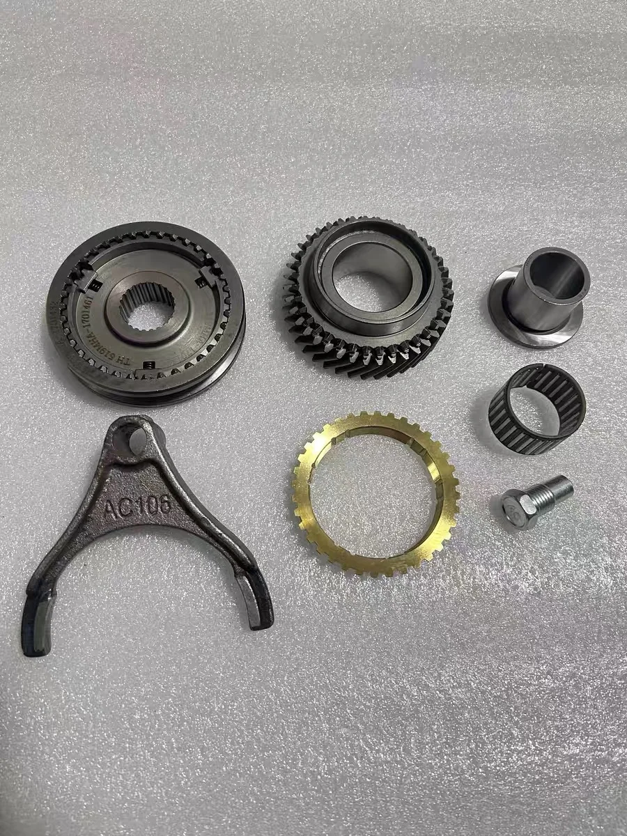 Transmission 5th Gear Synchronizer Kit for Chery A5 Fora A3 M11 J3 Tiggo Transmission 5th Synchronizer for QR519 Transmission
Transmission 5th Gear Synchronizer Kit for Chery A5 Fora A3 M11 J3 Tiggo Transmission 5th Synchronizer for QR519 Transmission