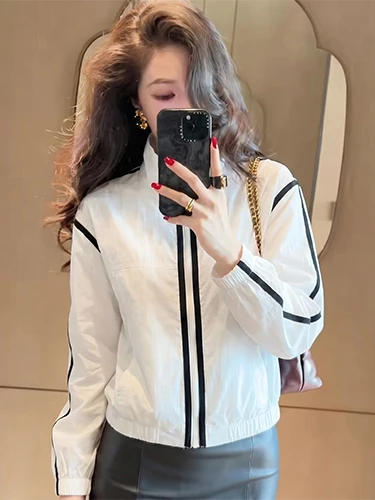 Light Blue Stand Collar Women's Sun Protection Clothing Summer UV Protection Breathable Casual Sporty Style Fashionable Sunsc...
Light Blue Stand Collar Women's Sun Protection Clothing Summer UV Protection Breathable Casual Sporty Style Fashionable Sunsc...