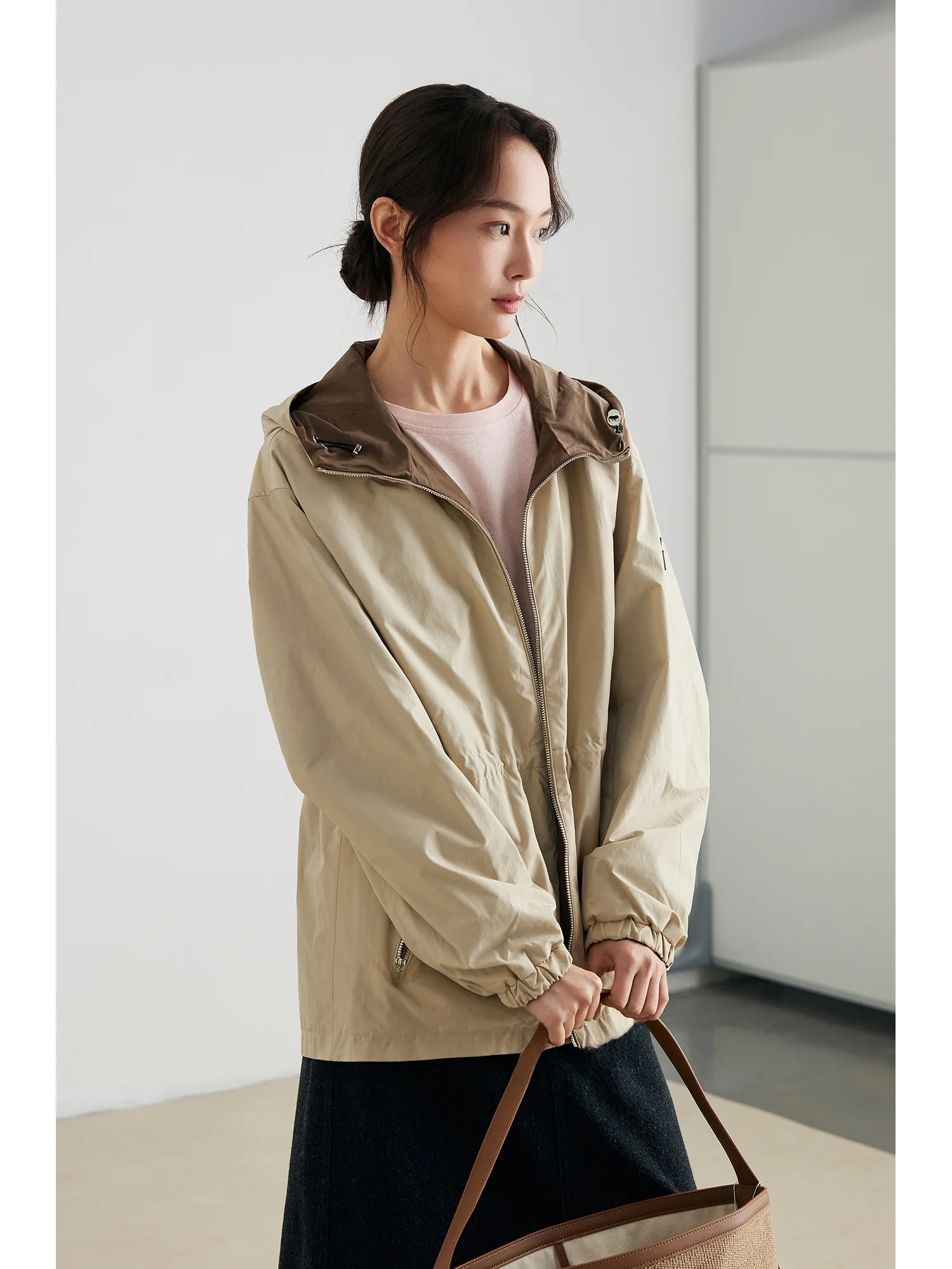 Ele ort Sle Women's Double-Sided Wear Coat Spring 2025 Waist-Cinching Slimming Outerwear Korean Version Commute
Ele ort Sle Women's Double-Sided Wear Coat Spring 2025 Waist-Cinching Slimming Outerwear Korean Version Commute