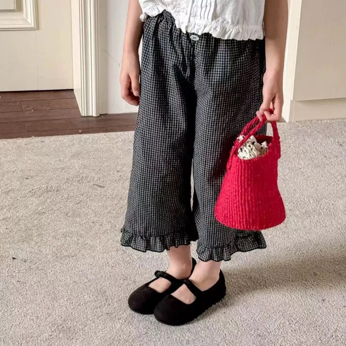 Girls' Seven Quarter 2026 Summer New Style Wide Leg Pants Baby Pants Kids Fashion Comfortable Pants
Girls' Seven Quarter 2026 Summer New Style Wide Leg Pants Baby Pants Kids Fashion Comfortable Pants