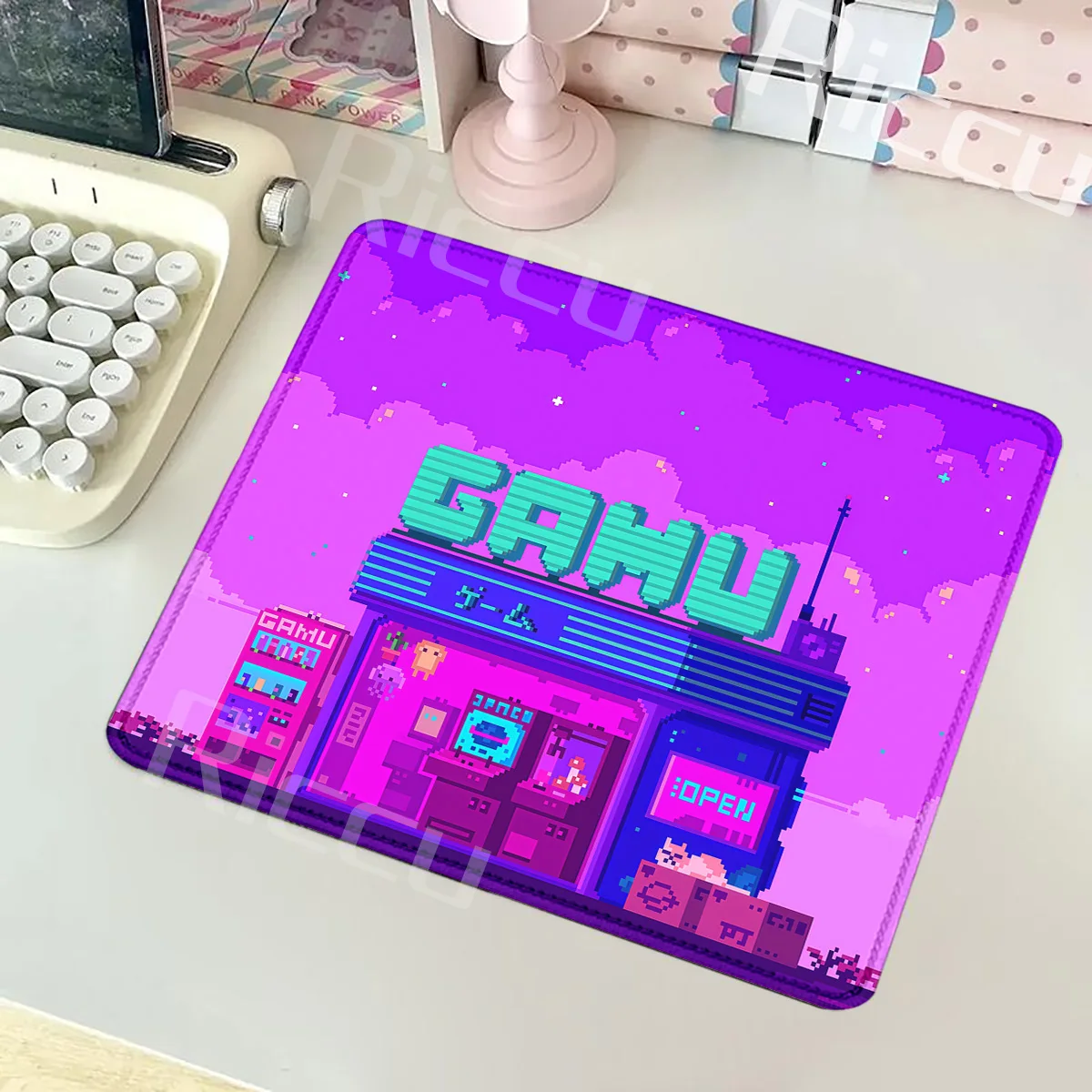 Small Office accessories Mouse Pad Retro Pixel Deskmat Gaming Accessories Gamer Mousepad XS E-Sports Mats PC Keyboard Mause pad
Small Office accessories Mouse Pad Retro Pixel Deskmat Gaming Accessories Gamer Mousepad XS E-Sports Mats PC Keyboard Mause pad