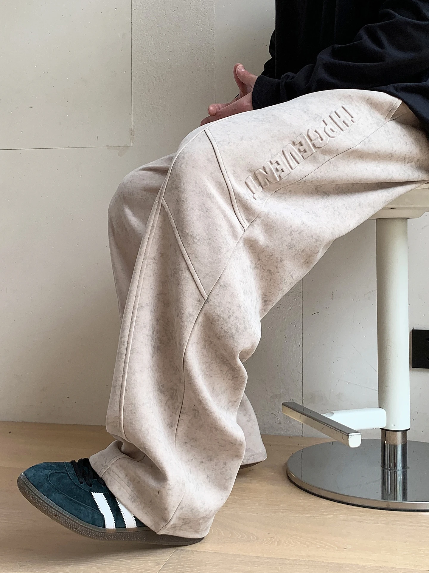 the Pang Trendy Brand Large Size Men's Casual Pants Spring Autumn Fat Man's 3D Emed Loose Straight Leg Long Trousers
the Pang Trendy Brand Large Size Men's Casual Pants Spring Autumn Fat Man's 3D Emed Loose Straight Leg Long Trousers