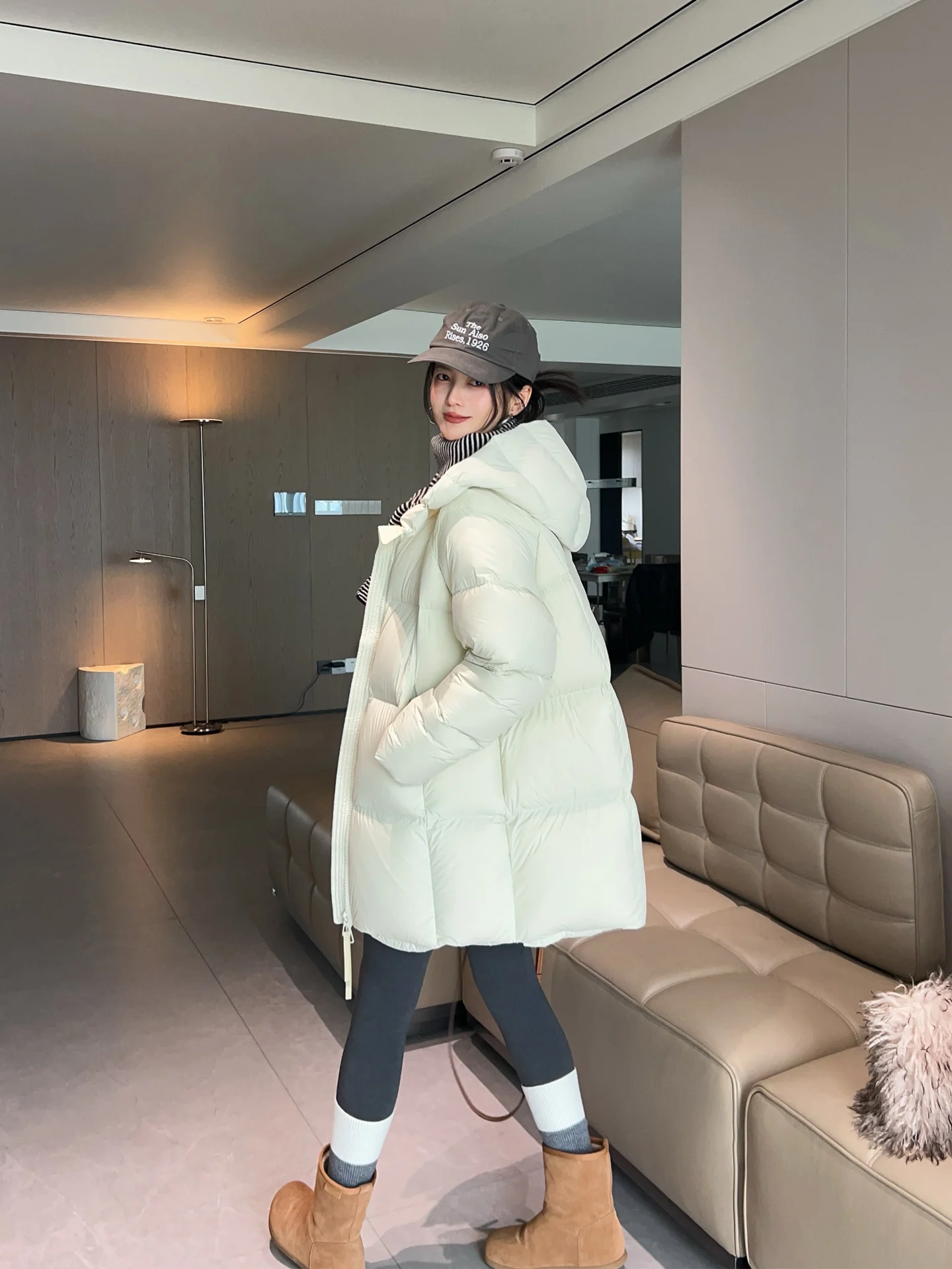 Women's Thiened Goose down Jaet Hooded Mid-Length Cloud Puff 90 White Goose down Winter New Sle Casual Loose Fit
Women's Thiened Goose down Jaet Hooded Mid-Length Cloud Puff 90 White Goose down Winter New Sle Casual Loose Fit