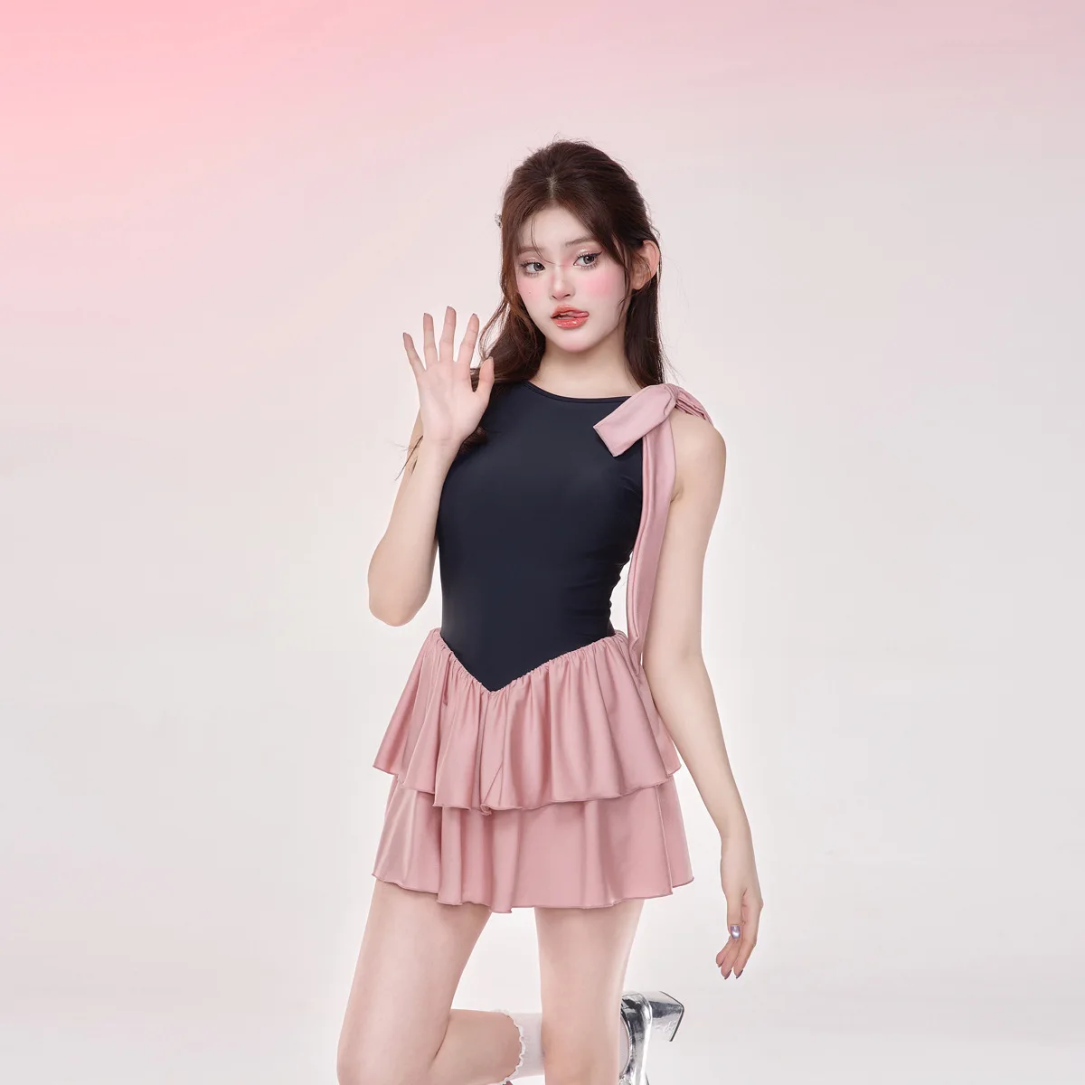 Swimsuit Women's 2025 New Fairy Skirt Style Wants To Cover The Belly with Chest Pad and Small Breasts Gather Sleeveless
Swimsuit Women's 2025 New Fairy Skirt Style Wants To Cover The Belly with Chest Pad and Small Breasts Gather Sleeveless