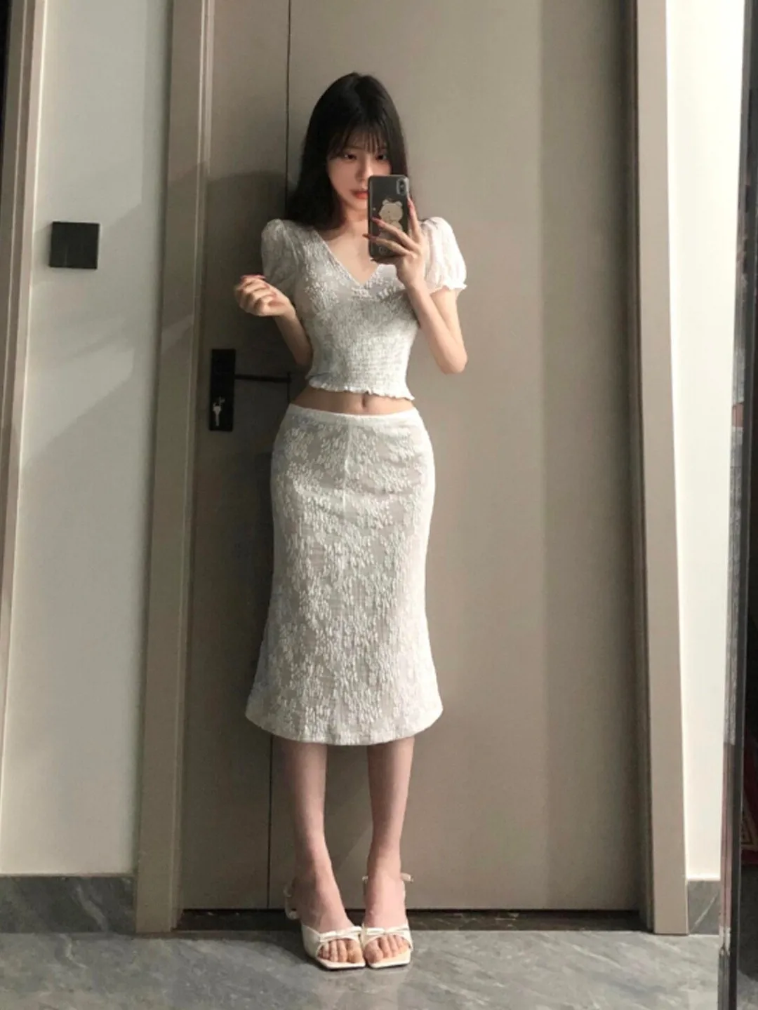 Unique Pure Desire Style V-Neck Top And High Waist Skirt Two-Piece Set Youthful Summer Fashion Casual Comfortable Cotton Blend
Unique Pure Desire Style V-Neck Top And High Waist Skirt Two-Piece Set Youthful Summer Fashion Casual Comfortable Cotton Blend