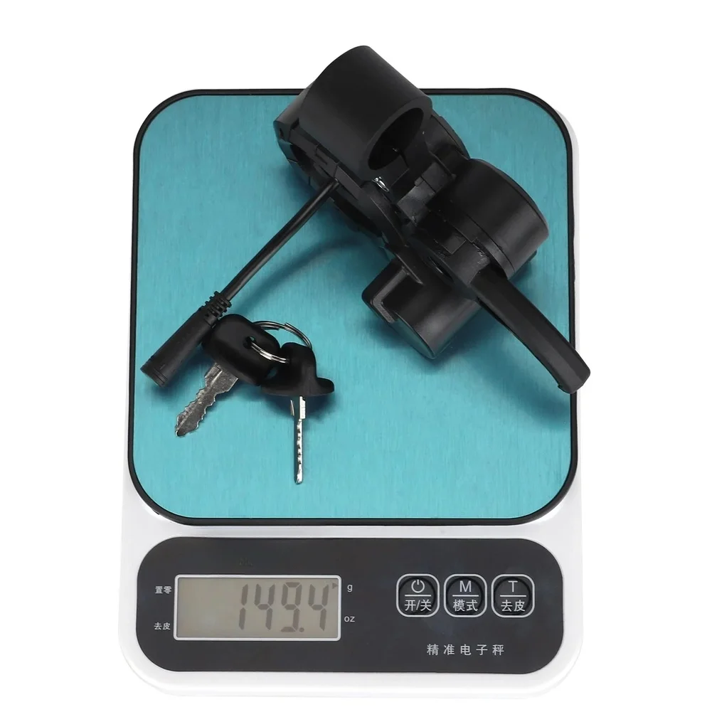 Светодиодный дисплей для приборной панели самоката KUKIRIN M4 Max с 5-контактным разъемом (гнездо) и кабелем 8 см, черный, ABS-пластик
Светодиодный дисплей для приборной панели самоката KUKIRIN M4 Max с 5-контактным разъемом (гнездо) и кабелем 8 см, черный, ABS-пластик