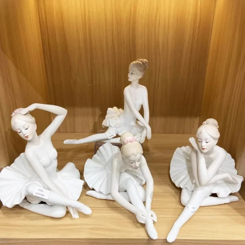 Figure Ballet Girl Elegant Ceramic Figure Porcelain Puppet Playing Piano Decoration Desktop Exhibition
Figure Ballet Girl Elegant Ceramic Figure Porcelain Puppet Playing Piano Decoration Desktop Exhibition