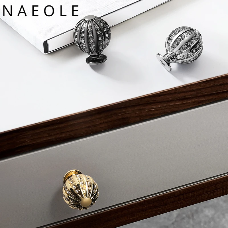 Handle Muebles Guarda Roupa Gabinete Cocina Tiradores Para Muebles Pomos Y Tiradores Para Cajones Poignees De Meubles Cozinha
Handle Muebles Guarda Roupa Gabinete Cocina Tiradores Para Muebles Pomos Y Tiradores Para Cajones Poignees De Meubles Cozinha