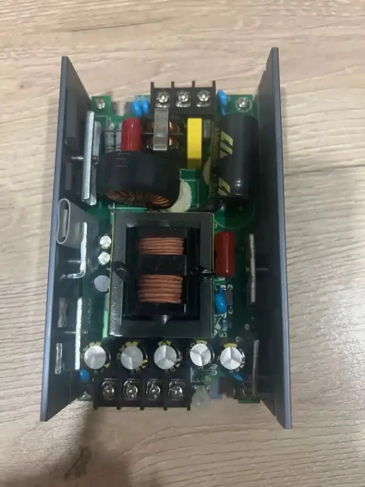 UPD-202-60/12 Power Source Supply Board For 2R 5R 7R 9R Moving Heads
UPD-202-60/12 Power Source Supply Board For 2R 5R 7R 9R Moving Heads
