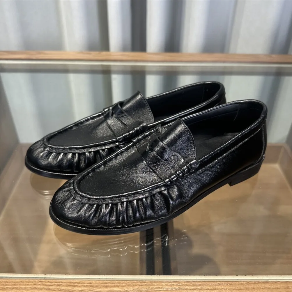 Женские лоферы с драпировкой из премиальной кожи и замши, на плоской подошве, с круглым носком, удобные для повседневной носки, офиса, уличной моды
Женские лоферы с драпировкой из премиальной кожи и замши, на плоской подошве, с круглым носком, удобные для повседневной носки, офиса, уличной моды