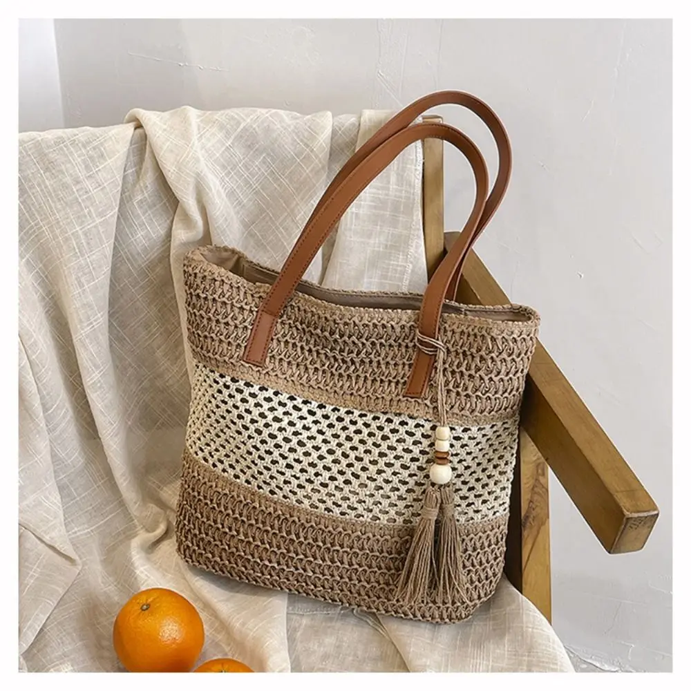 Trendy Hollow Out Straw Shoulder Bag Breathable Bohemian Summer Beach Bag Large Capacity Casual Weave Tote Bag Women
Trendy Hollow Out Straw Shoulder Bag Breathable Bohemian Summer Beach Bag Large Capacity Casual Weave Tote Bag Women