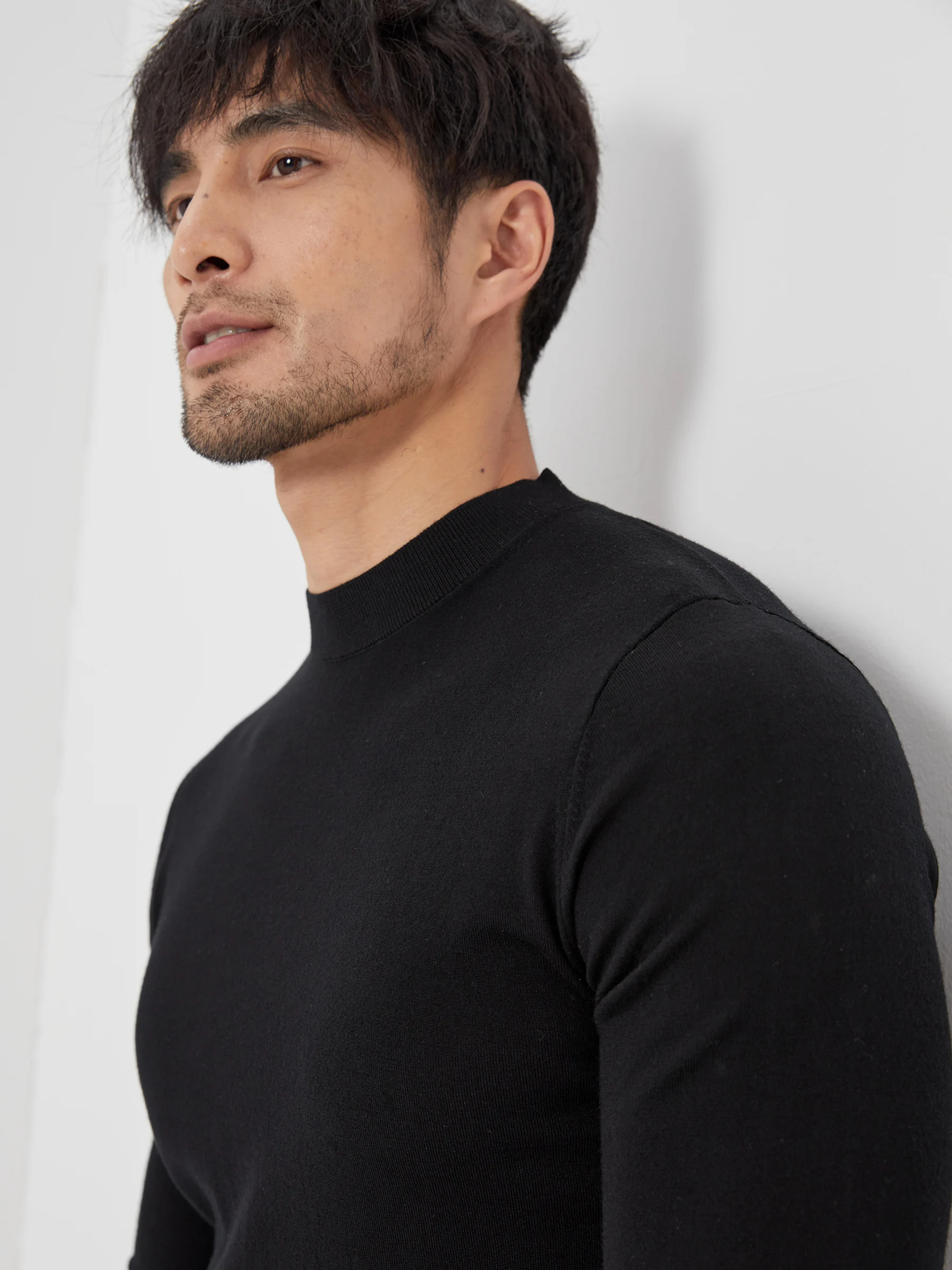 Мужской свитер из чистой шерсти Hine Waable, тонкой вязки (6-игольная), из мериноса, не вызывающий раздражения, с высоким воротом и маленьким круглым вырезом, цветной.
Мужской свитер из чистой шерсти Hine Waable, тонкой вязки (6-игольная), из мериноса, не вызывающий раздражения, с высоким воротом и маленьким круглым вырезом, цветной.