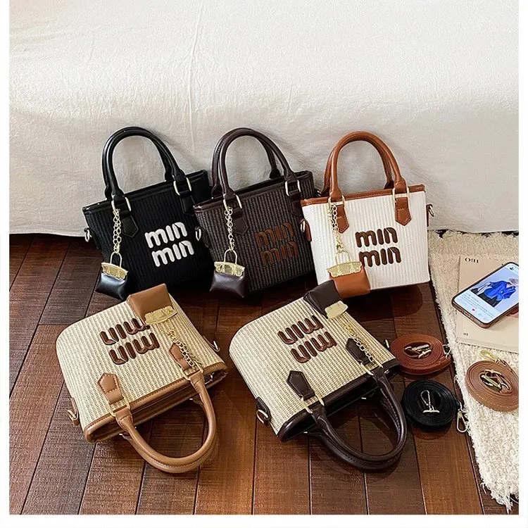 Elegant Women's Diaper Bag Minimalist Crossbody Handbag Luxury Designer Tote Vintage Leather Large Capacity Messenger Style
Elegant Women's Diaper Bag Minimalist Crossbody Handbag Luxury Designer Tote Vintage Leather Large Capacity Messenger Style