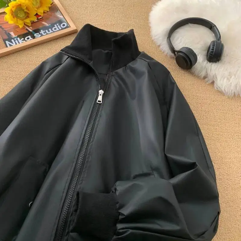 Парный стиль, весна и осень, новая повседневная универсальная куртка-бомбер в стиле ретро 
Парный стиль, весна и осень, новая повседневная универсальная куртка-бомбер в стиле ретро