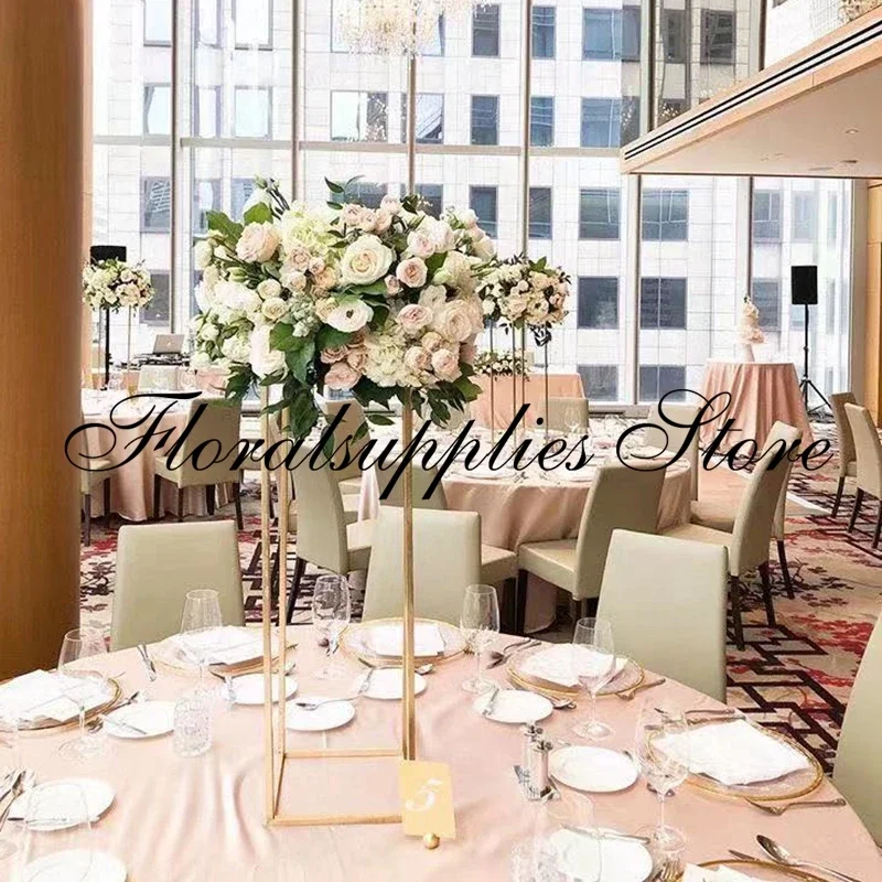 Wedding decoration metal flower stand gold color flower vase column stand for wedding table centerpiece decoration
Wedding decoration metal flower stand gold color flower vase column stand for wedding table centerpiece decoration
