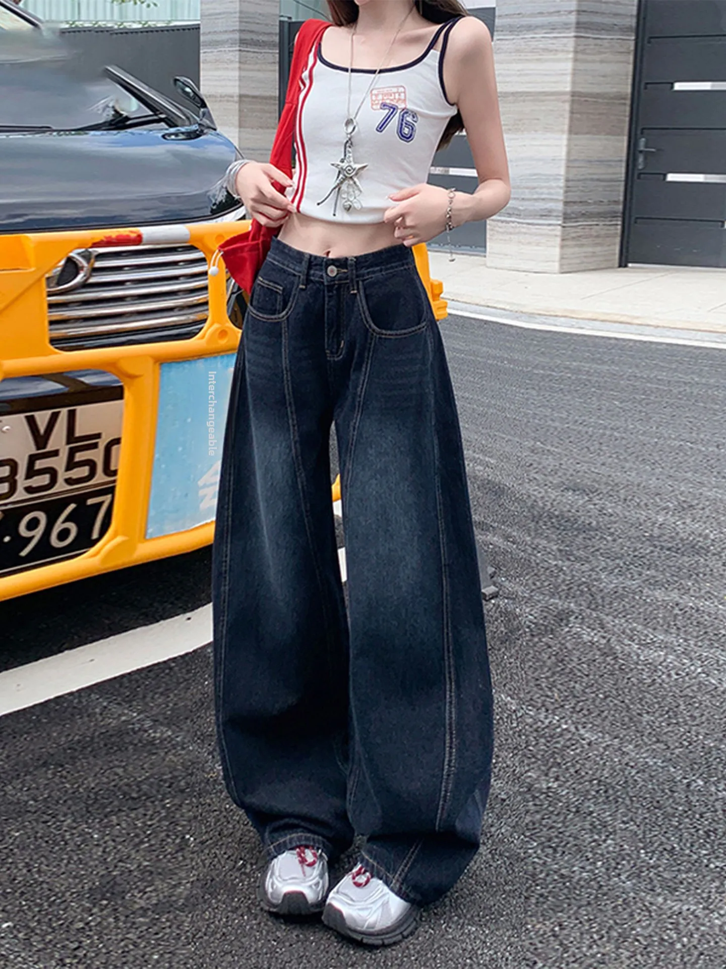 Retro American Embroidered Knife Wide Leg Jeans High Waist Loose Straight Cut Women's Autumn 2025 New Sle Casual Denim
Retro American Embroidered Knife Wide Leg Jeans High Waist Loose Straight Cut Women's Autumn 2025 New Sle Casual Denim