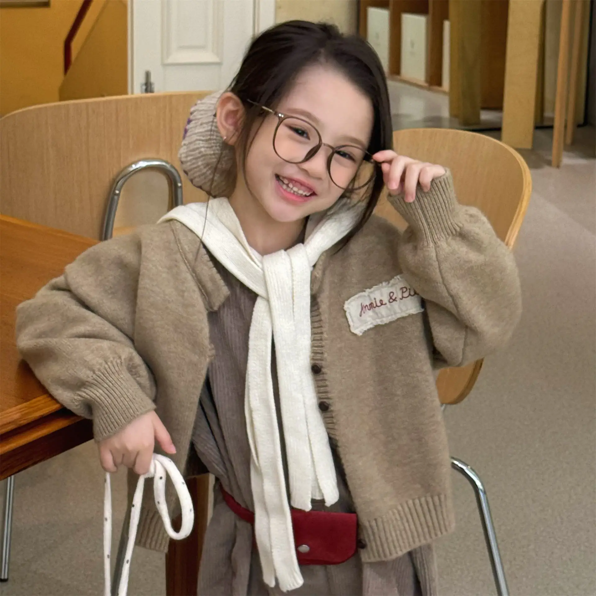 2025 Autumn New Children Long Sleeve Knit Cardigan Fashion Girls Sweater Coat Cotton Kids Casual Knitwear Baby Clothes
2025 Autumn New Children Long Sleeve Knit Cardigan Fashion Girls Sweater Coat Cotton Kids Casual Knitwear Baby Clothes