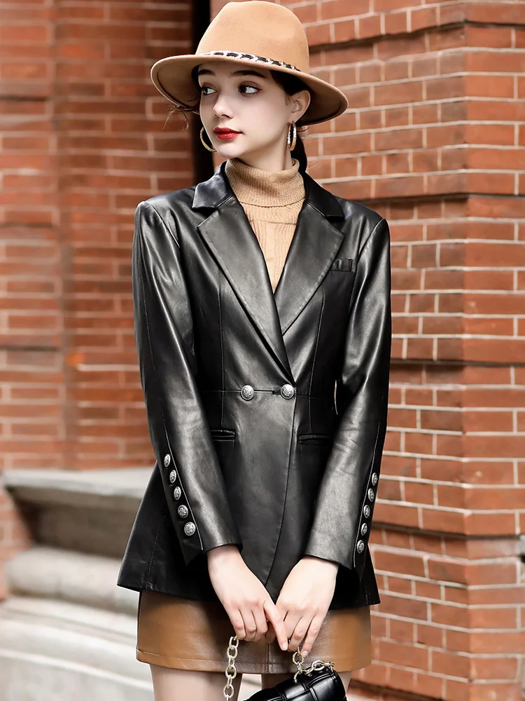 2023 Autumn/winter Bati High Quality Sheepskin Short Suit Coat Hand-painted Personalized Genuine Leather Coat for Women R12y
2023 Autumn/winter Bati High Quality Sheepskin Short Suit Coat Hand-painted Personalized Genuine Leather Coat for Women R12y