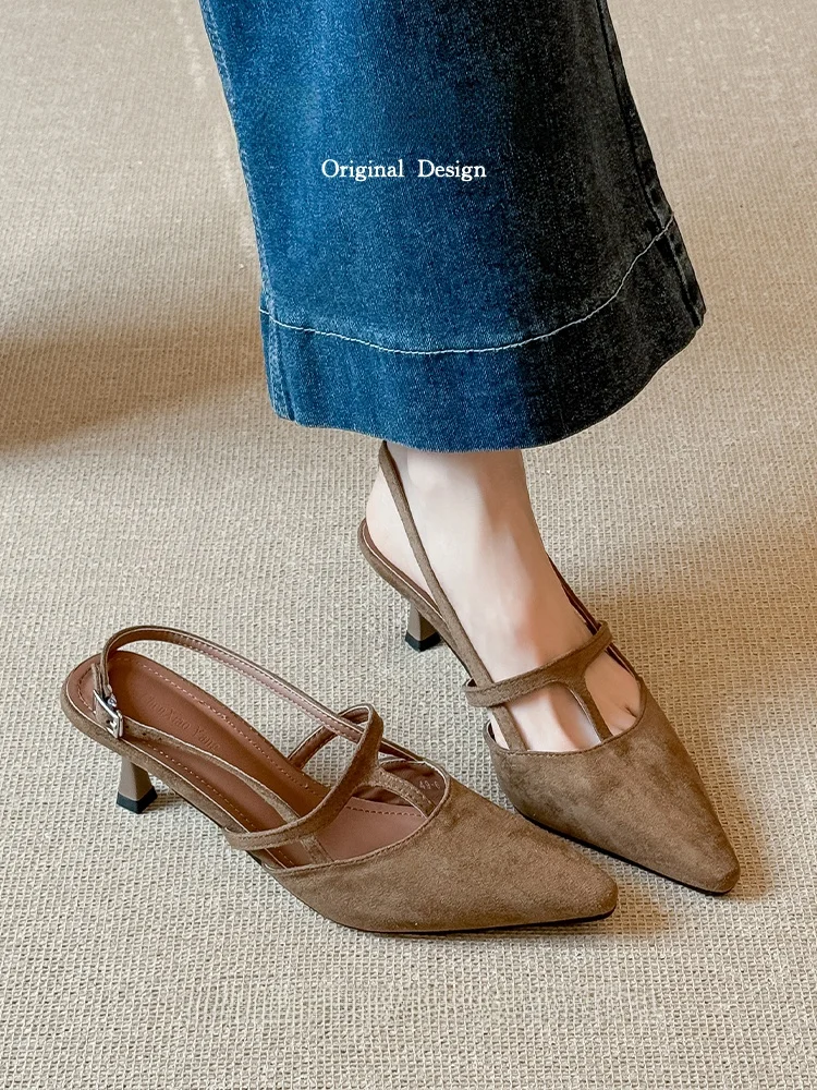 Ele Leather Version Pointed Toe Bule High Heels Women Summer Outdoor Vintage Suede Lady Thin Heel Roman Sandals
Ele Leather Version Pointed Toe Bule High Heels Women Summer Outdoor Vintage Suede Lady Thin Heel Roman Sandals