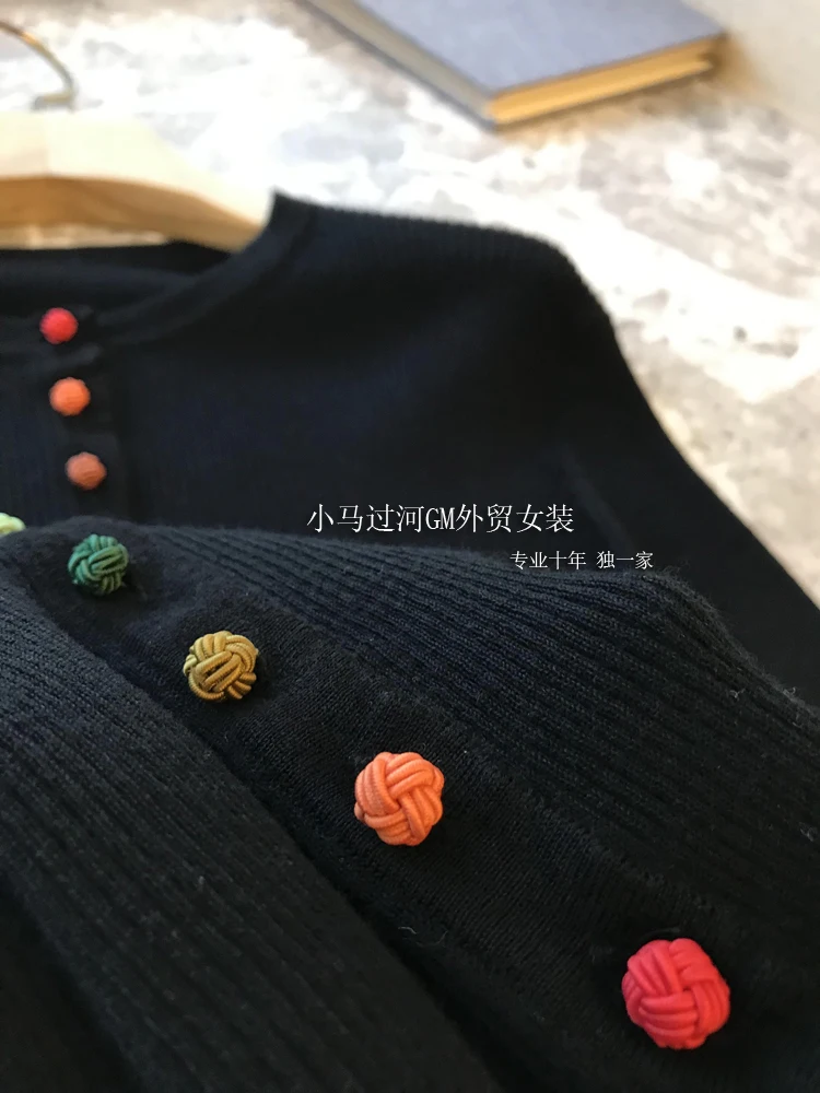 Korobov Chinese Style Sweaters Colored Button Crew Neck Jacket Temperament Vintage Knit Top Women's Clothing Sueters De Mujer
Korobov Chinese Style Sweaters Colored Button Crew Neck Jacket Temperament Vintage Knit Top Women's Clothing Sueters De Mujer