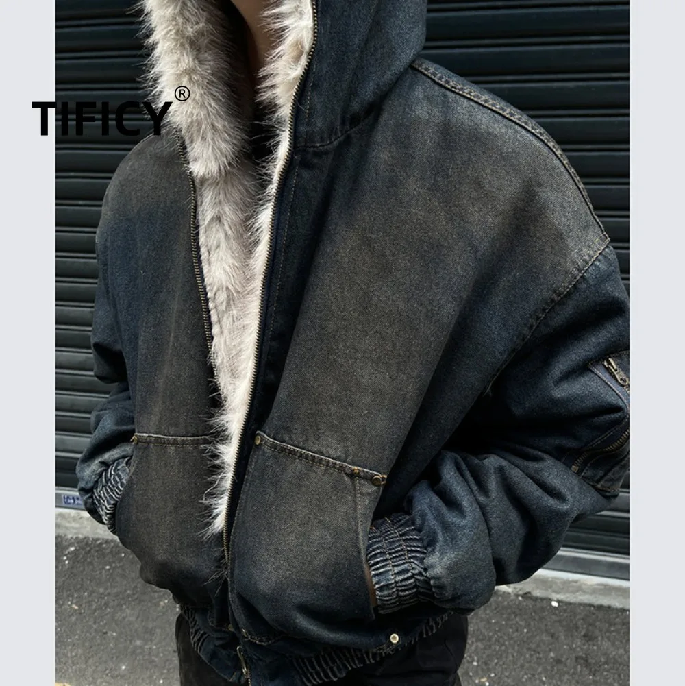 New Winter Washed Denim Cotton Hooded Jeans Jacket Mens and Womens Plush Coat American Street Style Wasteland Style Jacket
New Winter Washed Denim Cotton Hooded Jeans Jacket Mens and Womens Plush Coat American Street Style Wasteland Style Jacket
