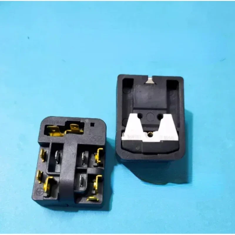 1PCS Universal 6SP9033/6SP9069 for Siemens Refrigerator Compressor Starter/Protector PTC Relay Refrigerator Accessories
1PCS Universal 6SP9033/6SP9069 for Siemens Refrigerator Compressor Starter/Protector PTC Relay Refrigerator Accessories