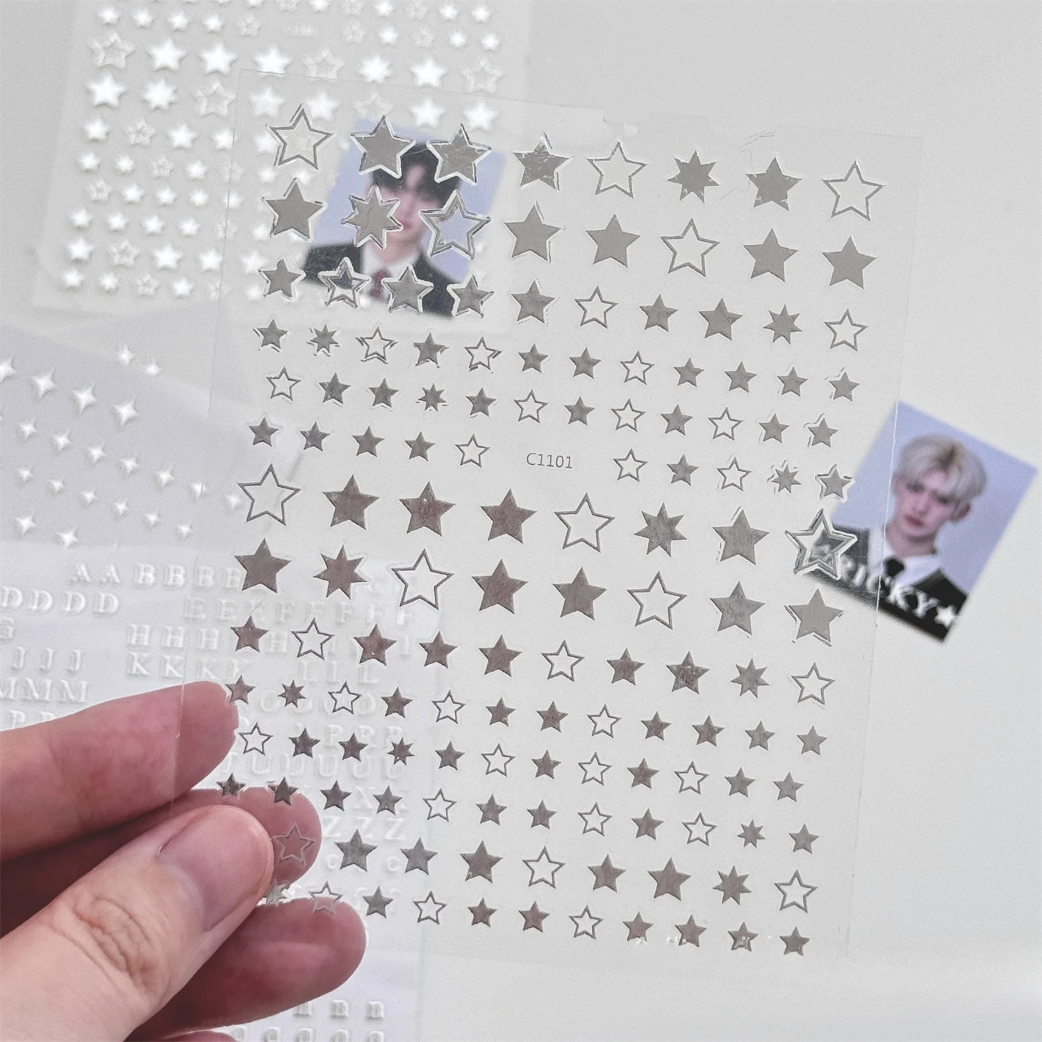 1/3pcs Silver Letters Star Stickers Y2K Kpop Toploader Deco Journaling Stickers Aesthetic Korean Stationery Art Decals for Phone
1/3pcs Silver Letters Star Stickers Y2K Kpop Toploader Deco Journaling Stickers Aesthetic Korean Stationery Art Decals for Phone