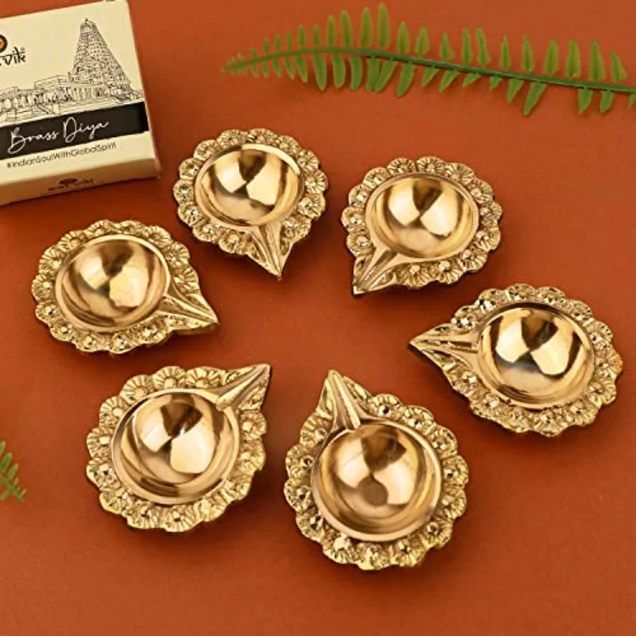 Satvik 10 Pc Brass Kuber Diya Engraved Floral Design Pooja Diwali Home Mandir Decor Oil lamp Kutthu Vilakku Nilakku Lakshmi Puj
Satvik 10 Pc Brass Kuber Diya Engraved Floral Design Pooja Diwali Home Mandir Decor Oil lamp Kutthu Vilakku Nilakku Lakshmi Puj
