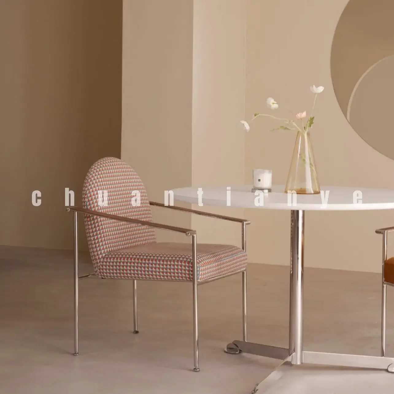 Internet celebrity metal fabric chair home restaurant study chair Nordic medieval
Internet celebrity metal fabric chair home restaurant study chair Nordic medieval