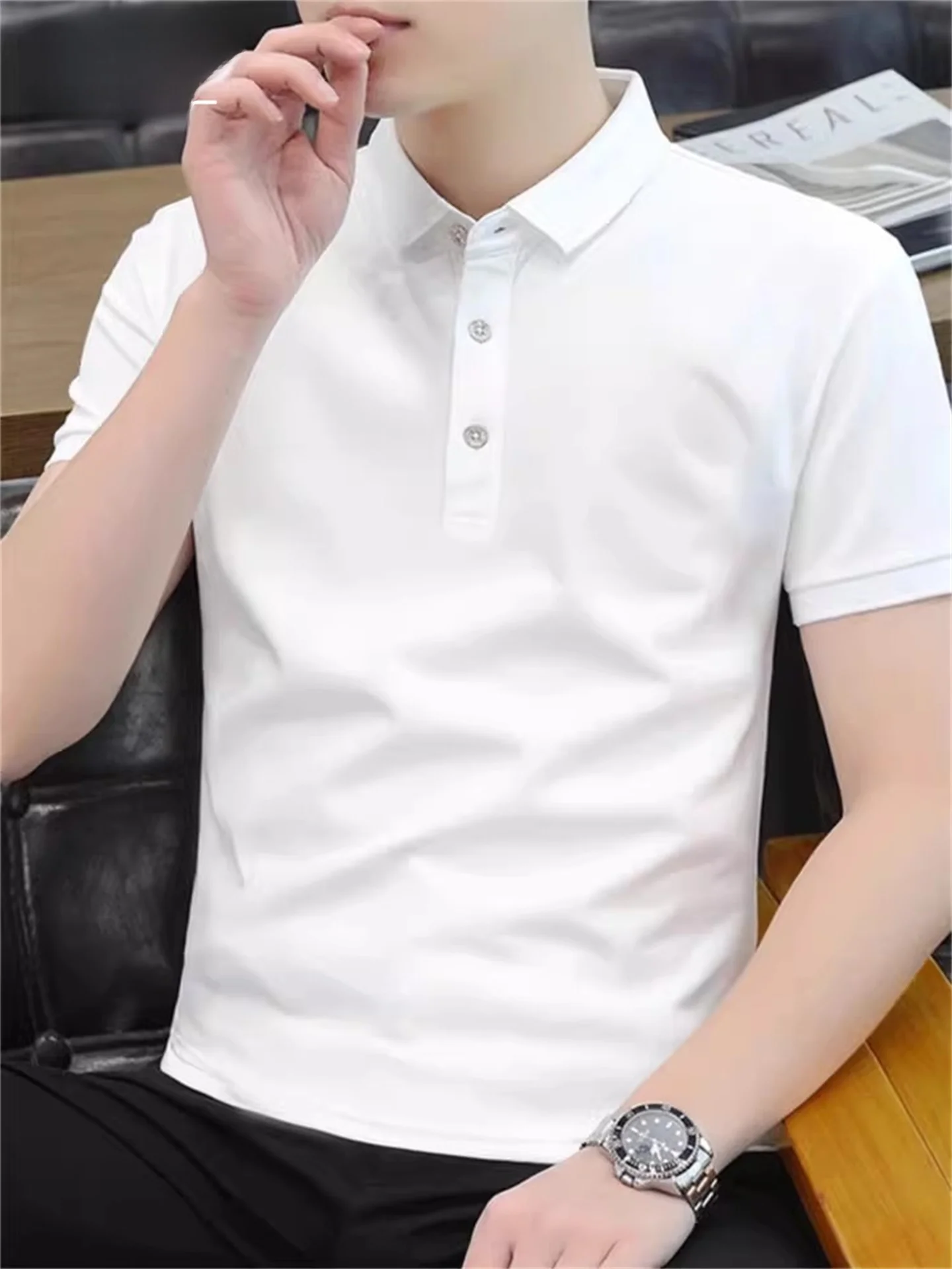 White irt Men's Summer Casual Ice Silk f Sve T-irt Trendy Stand Fit ort Sve Turn-down Collar Top
White irt Men's Summer Casual Ice Silk f Sve T-irt Trendy Stand Fit ort Sve Turn-down Collar Top