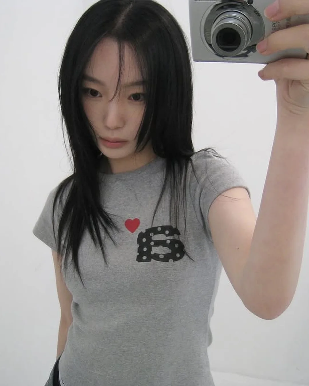 Aeae Korean Style Fashion Retro Kawaii Letter Graphics Slim T-shirt Women's Y2K New Harajuku Gothic Casual Joker Street Wear
Aeae Korean Style Fashion Retro Kawaii Letter Graphics Slim T-shirt Women's Y2K New Harajuku Gothic Casual Joker Street Wear