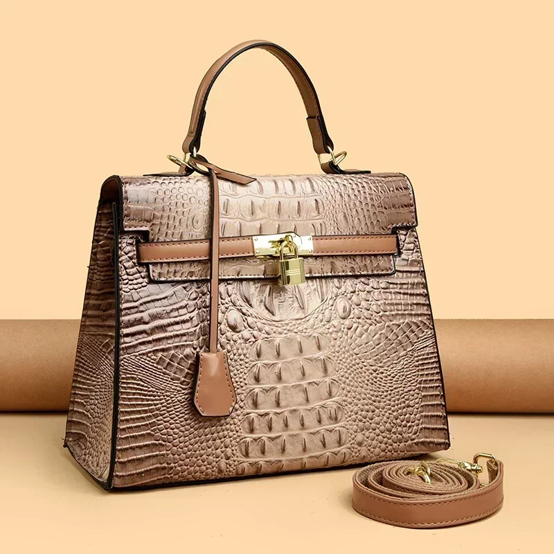 Винтажная женская сумка через плечо Grand Line, роскошная кожаная сумка через плечо, элитная сумка-тоут
Винтажная женская сумка через плечо Grand Line, роскошная кожаная сумка через плечо, элитная сумка-тоут