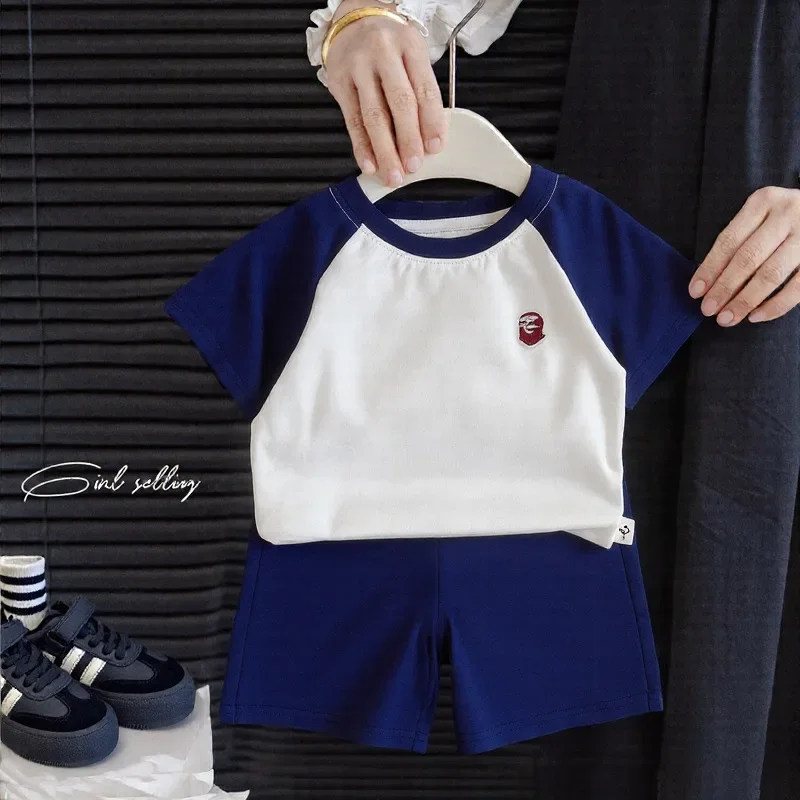 New Summer Baby Boys Clothes Suit Children Short Sleeved T-Shirt Shorts 2Pcs/Sets Kids Girls Clothing Set Infant Casual Costume
New Summer Baby Boys Clothes Suit Children Short Sleeved T-Shirt Shorts 2Pcs/Sets Kids Girls Clothing Set Infant Casual Costume