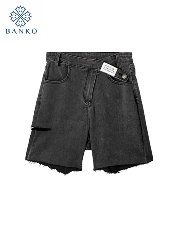 Korean Y2k Fashion Gyaru Black Mid Long Jean Shorts Summer 2024 Women Ripped Hole New Design High Waist Knee Length Denim Shorts
Korean Y2k Fashion Gyaru Black Mid Long Jean Shorts Summer 2024 Women Ripped Hole New Design High Waist Knee Length Denim Shorts