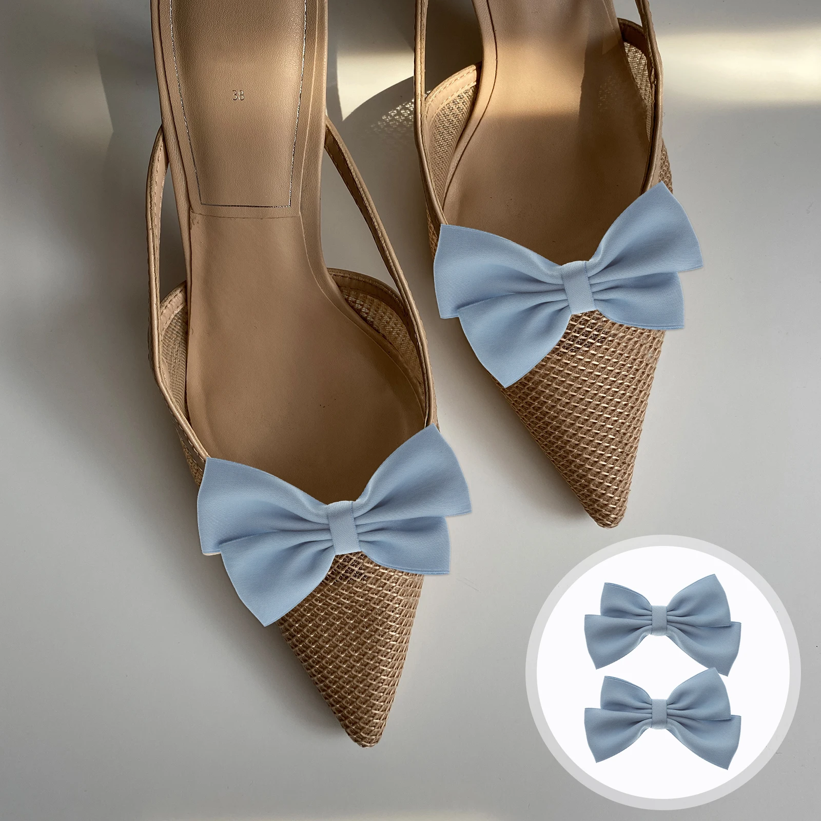 2pcs Bow Shoe Clips Women Fancy Decorative Accessories for Pumps Heels Flats Boots Sandals Handbags Gifts Wedding Party Prom
2pcs Bow Shoe Clips Women Fancy Decorative Accessories for Pumps Heels Flats Boots Sandals Handbags Gifts Wedding Party Prom