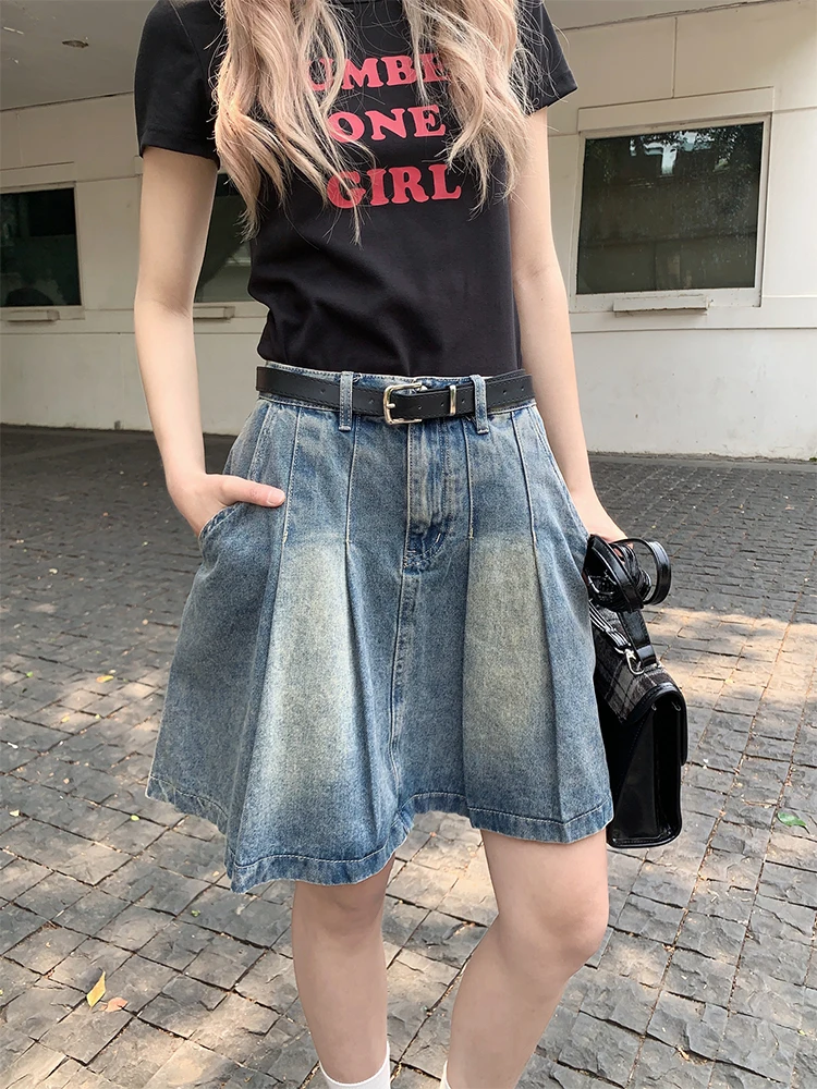 NEW Streetwear Denim Skirt for Women High Waist A-line Jupe Fashion Casual 2025 Faldas Mujer Korean Y2K Mini Skirts
NEW Streetwear Denim Skirt for Women High Waist A-line Jupe Fashion Casual 2025 Faldas Mujer Korean Y2K Mini Skirts