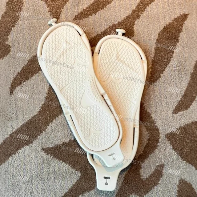 Portable Foldable Travel Slippers with Soft Non-Slip Sole, Lightweight and Compact
Portable Foldable Travel Slippers with Soft Non-Slip Sole, Lightweight and Compact