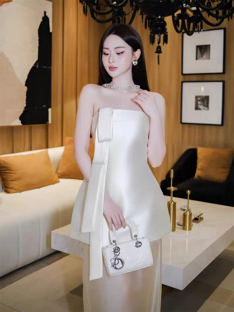 Elegant Bow Tie Waist Crop Top And Lace Skirt Two Piece Set for Women Summer Fashion High Quality Polyester Fiber Short Skirt
Elegant Bow Tie Waist Crop Top And Lace Skirt Two Piece Set for Women Summer Fashion High Quality Polyester Fiber Short Skirt