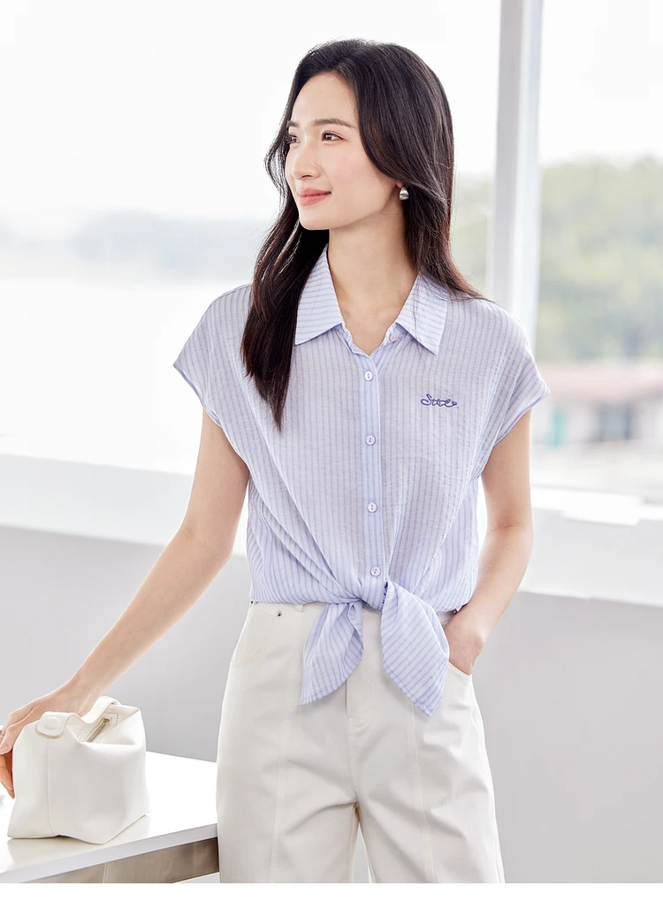 SENTUBILA Purple Striped Women Shirt 2025 Commuting Casual Turn Down Collar Slit Single Breasted Embroidery Blouses 152C80116
SENTUBILA Purple Striped Women Shirt 2025 Commuting Casual Turn Down Collar Slit Single Breasted Embroidery Blouses 152C80116